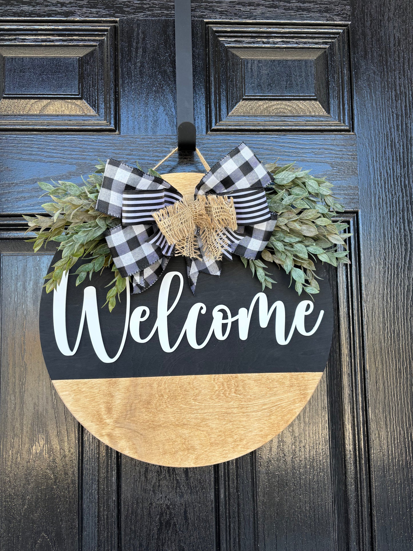 16-inch Round Welcome Sign for Front Door, Modern Farmhouse Door Hanger, Wooden Welcome Door Hanger, 16" Black and Natural Wood Front Door Decor