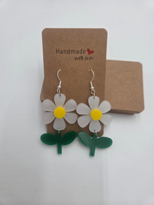 Retro Daisy Flower Earrings | Acrylic Floral Dangles | Spring Botanical Jewelry