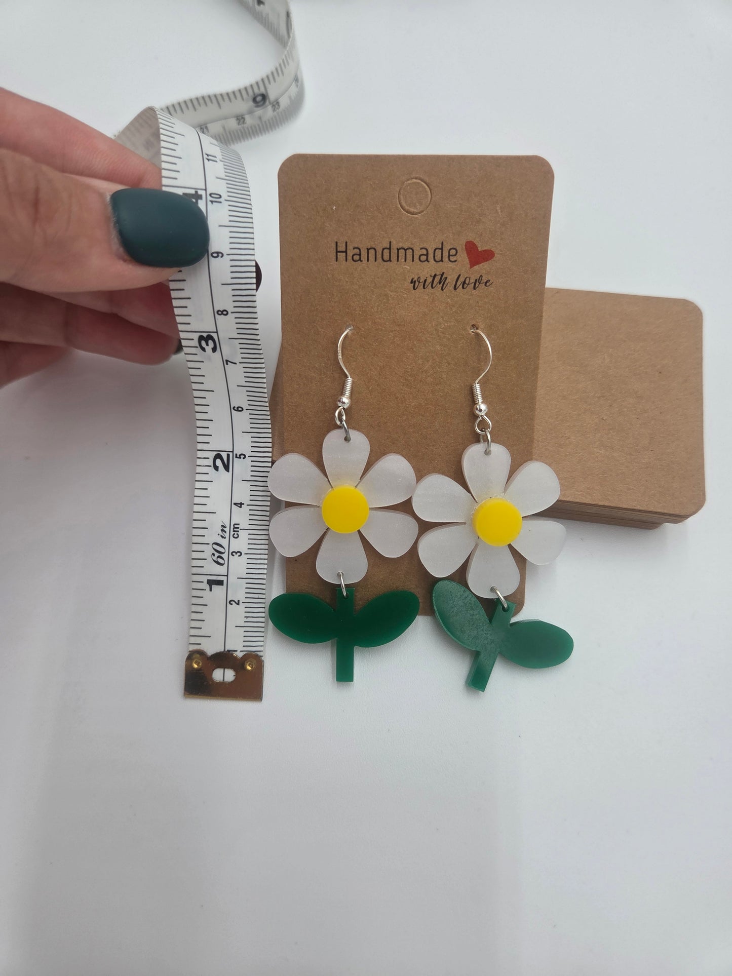 Retro Daisy Flower Earrings | Acrylic Floral Dangles | Spring Botanical Jewelry