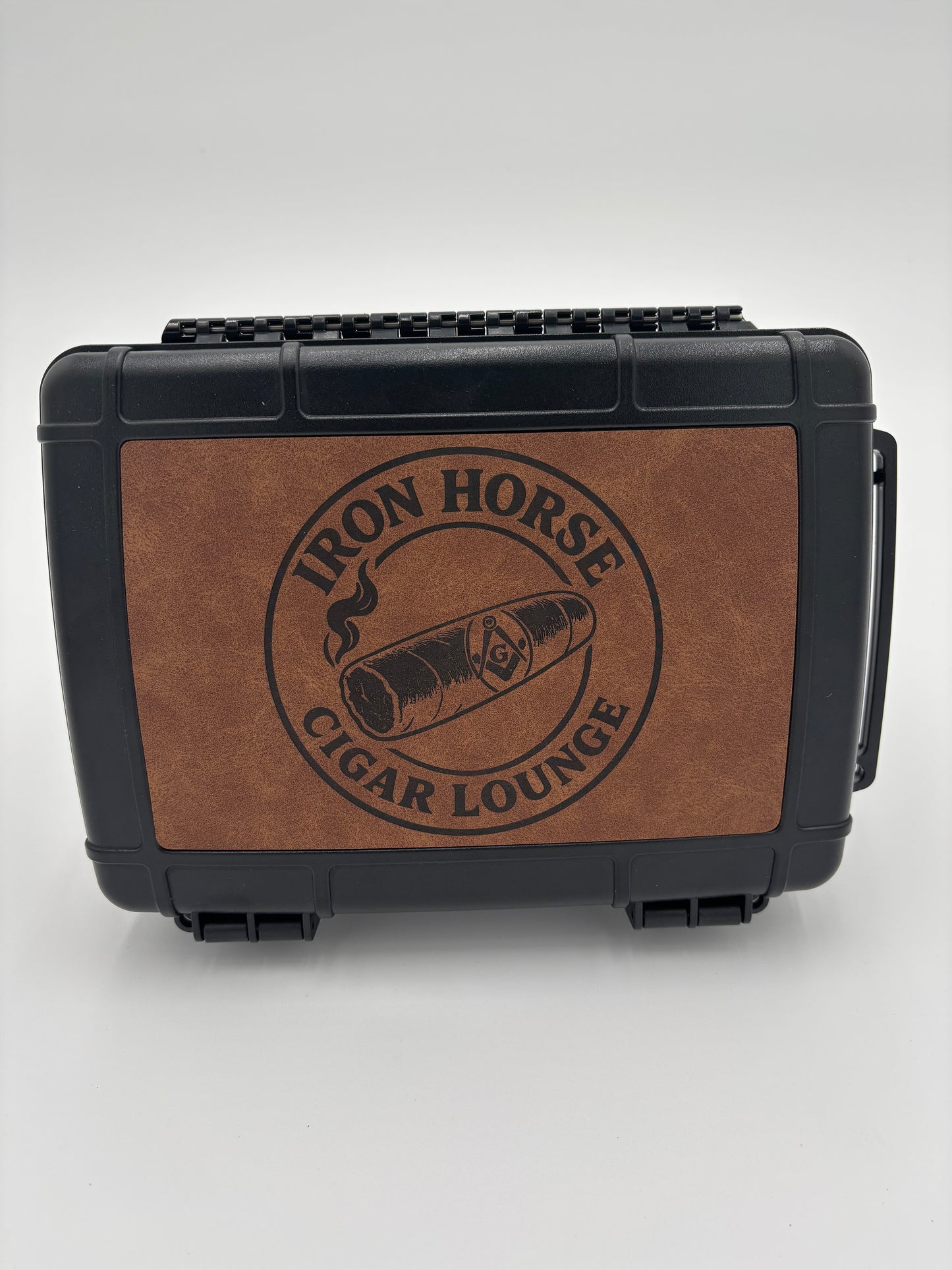 Custom Engraved Travel Cigar Case, Crushproof Leatherette Humidor, Personalized Cigar Lover Gift, Personalized Leatherette Cigar Humidor, Groomsmen Gift, Hard Shell Travel Cigar Case for Men